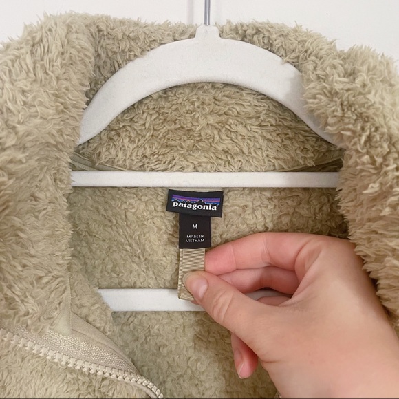 Patagonia Women’s Los Gatos Fleece Quarter Zip in Khaki, Size M - Picture 4 of 4